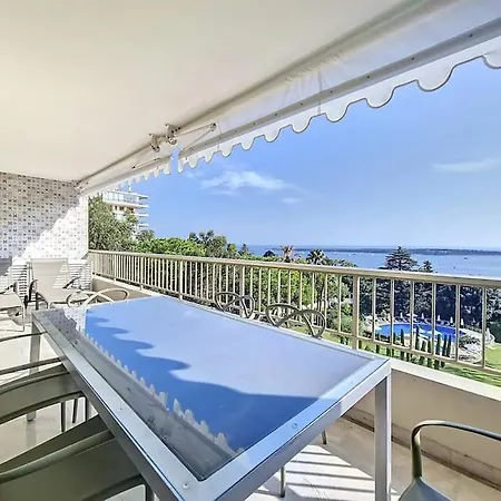 Apartament Vue Avec Piscine